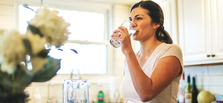 Czy wodę leczniczą może stosować zdrowa osoba? 
